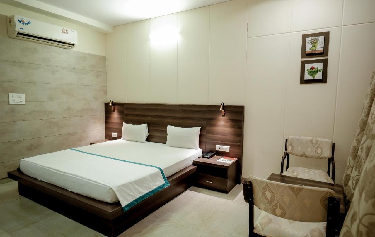Hotel Highway King Behror Ngoại thất bức ảnh